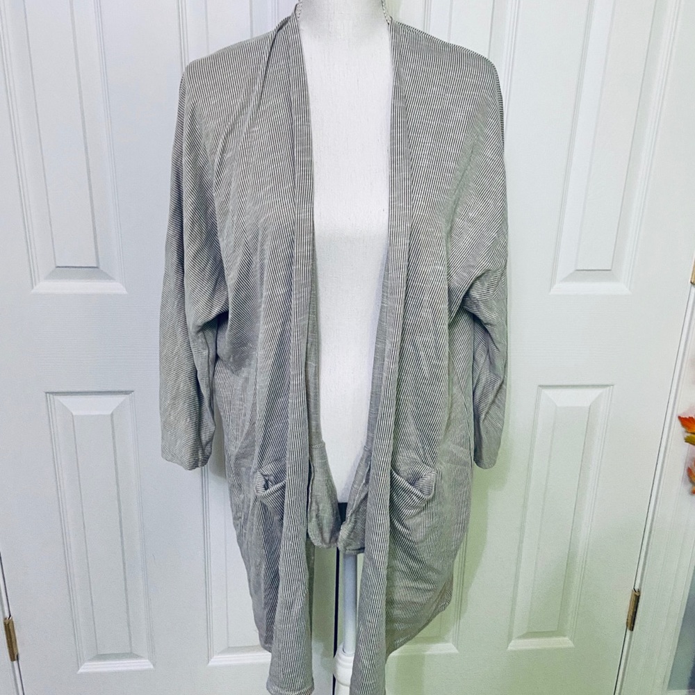 Donni Grey & White Striped Draped Pocket Cardigan